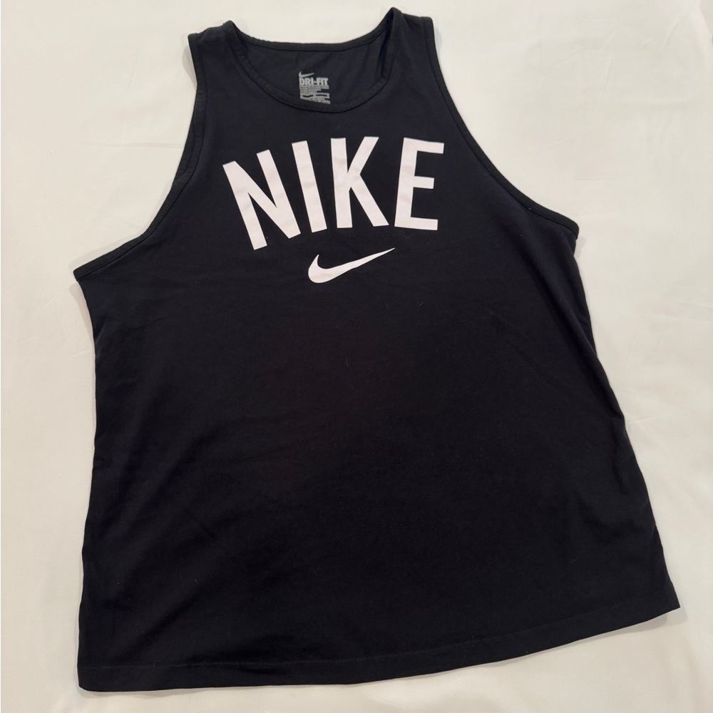 Nike Black Women’s Workout Tank Top - Size Medium, Like New Condition
